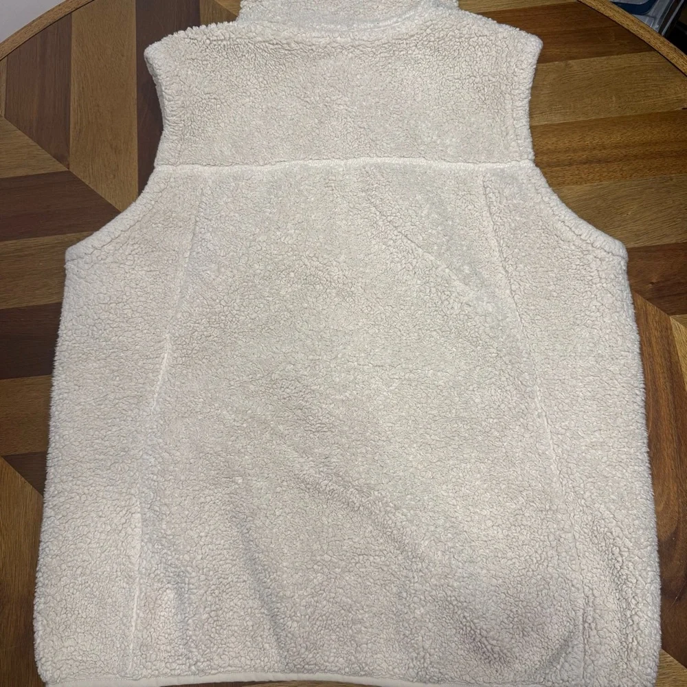 The North Face Campshire Sherpa Fleece Off-White Vest flaw - Picture 6 of 10